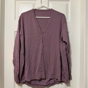 Lululemon back in action long sleeve shirt size 10 vvvguc